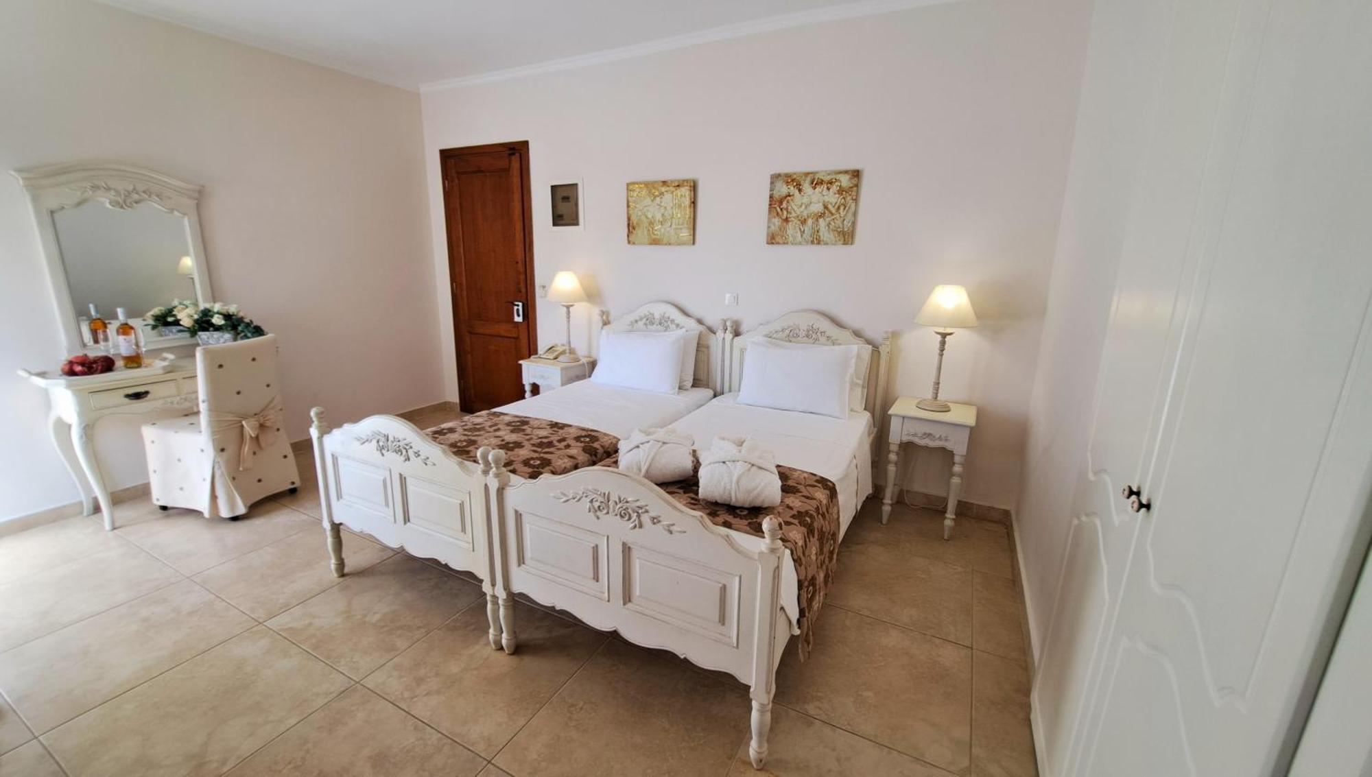 Hotel Astron Princess Karpathos Ngoại thất bức ảnh