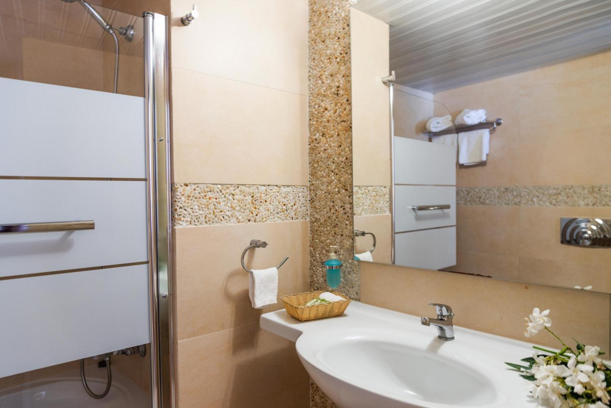 Hotel Astron Princess Karpathos Ngoại thất bức ảnh