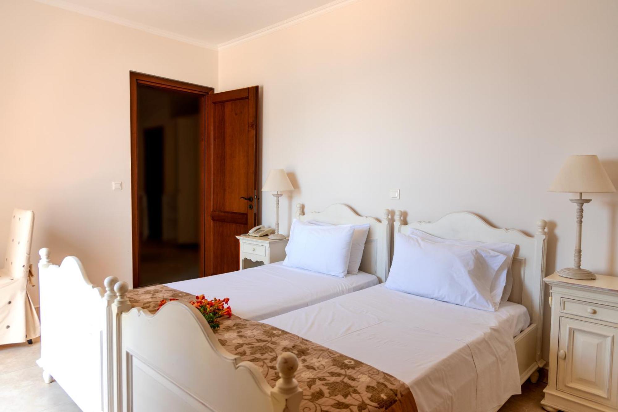 Hotel Astron Princess Karpathos Ngoại thất bức ảnh